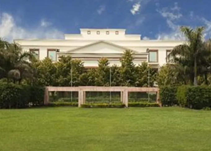 The Ocean Pearl Retreat Hotel New Delhi
